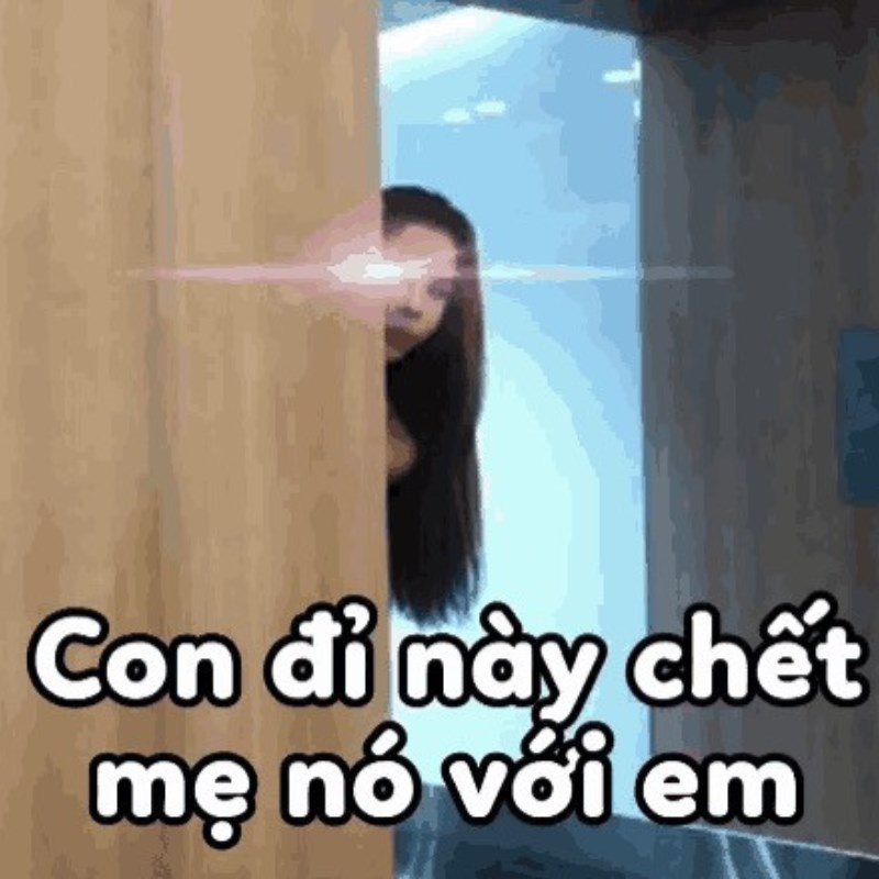 meme Linda núp sau tường